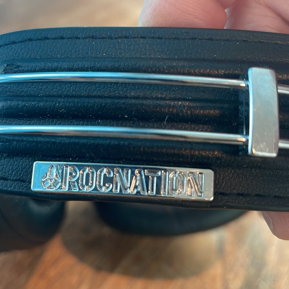 Skullcandy Aviator headphones ROCNATION - Picture 7 of 10